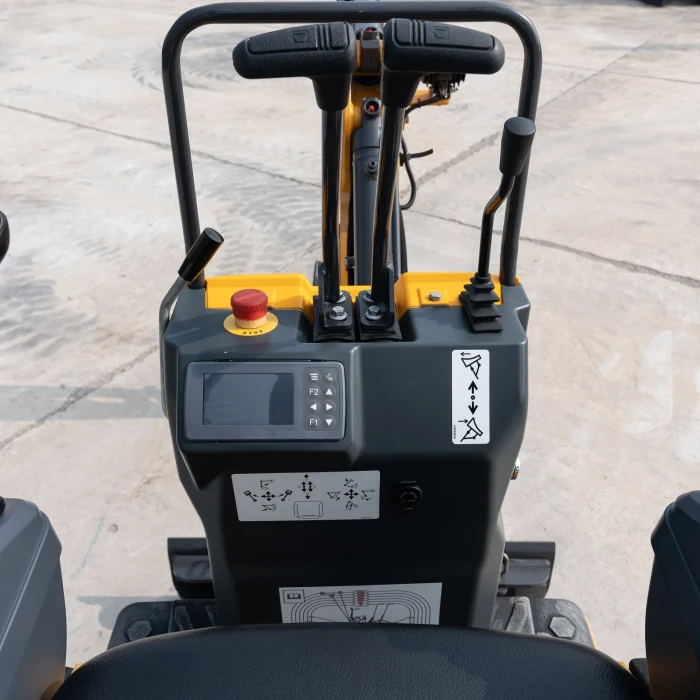 XCMG XE10E (8)