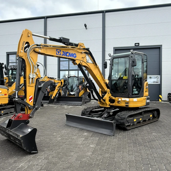 XCMG XE55E gumihevederes forgókotró 
